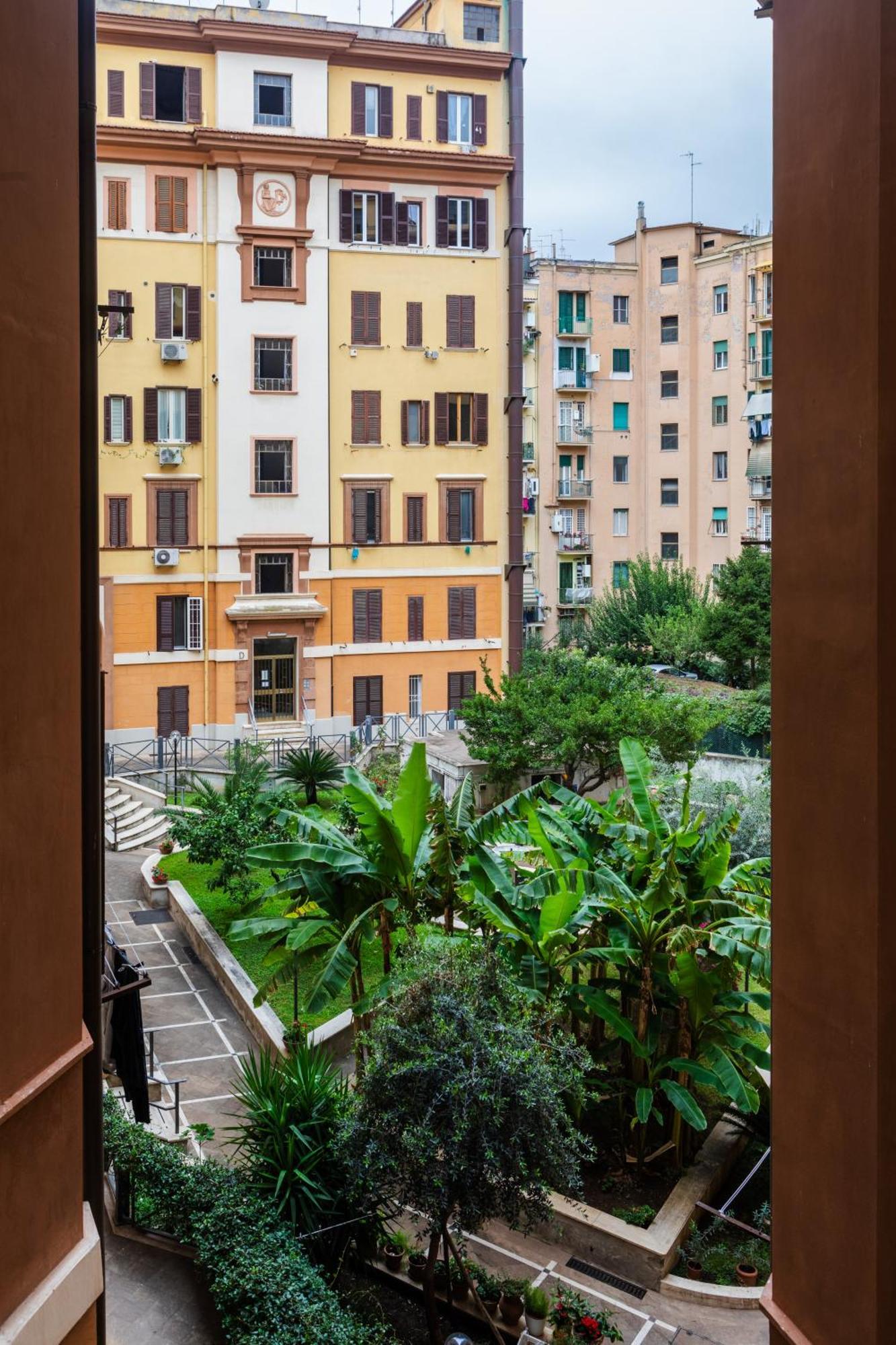 Suitte In San Giovanni Near Basilica - - Apartamento